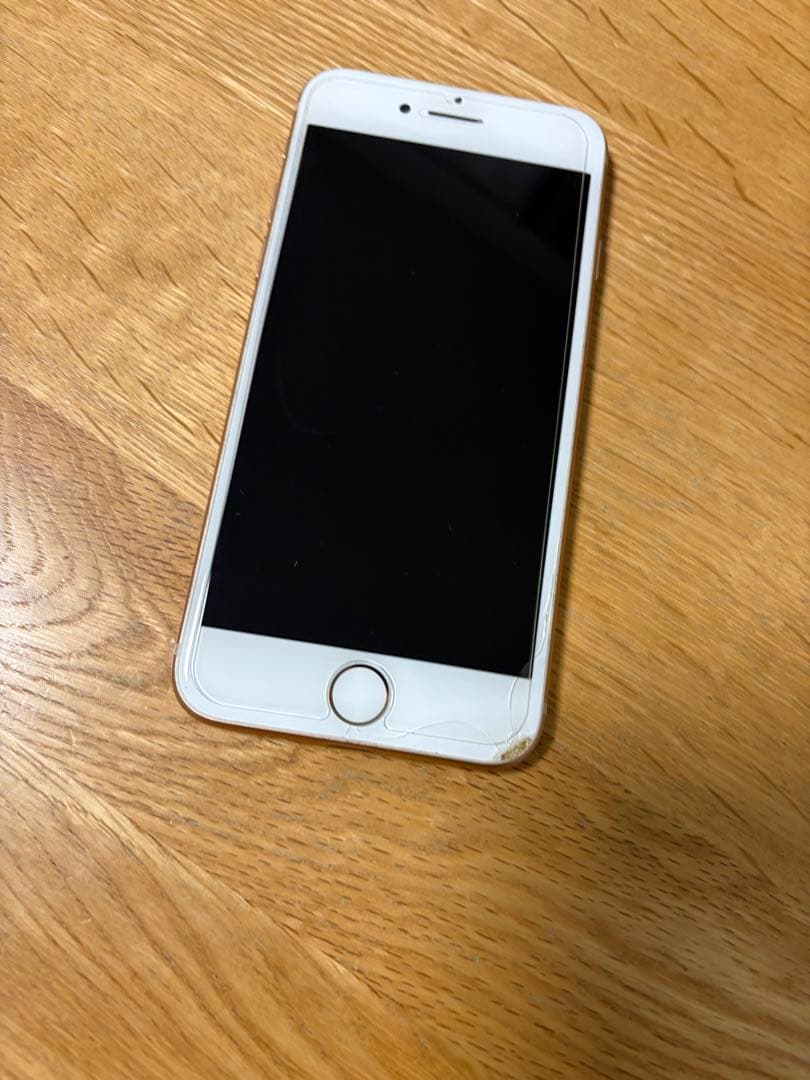 iPhone8 本体　傷あり