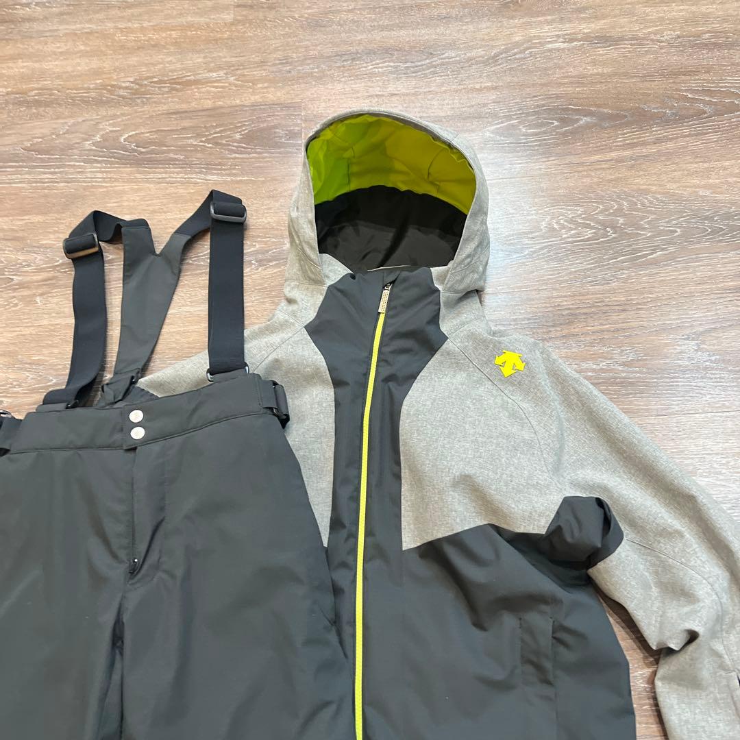 デサント セットアップ　男性　メンズ　 上下　スキーウェア　L