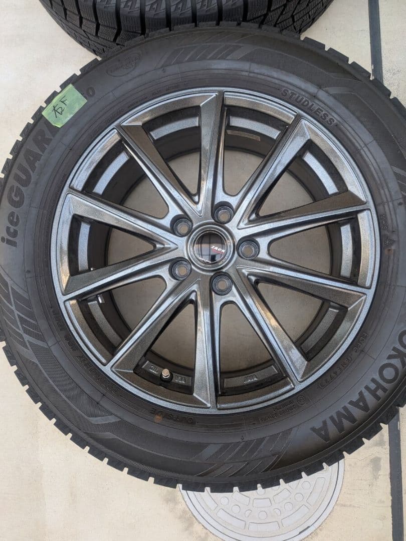 ヨコハマ 　225/60R17 タイヤ・ホイールセット