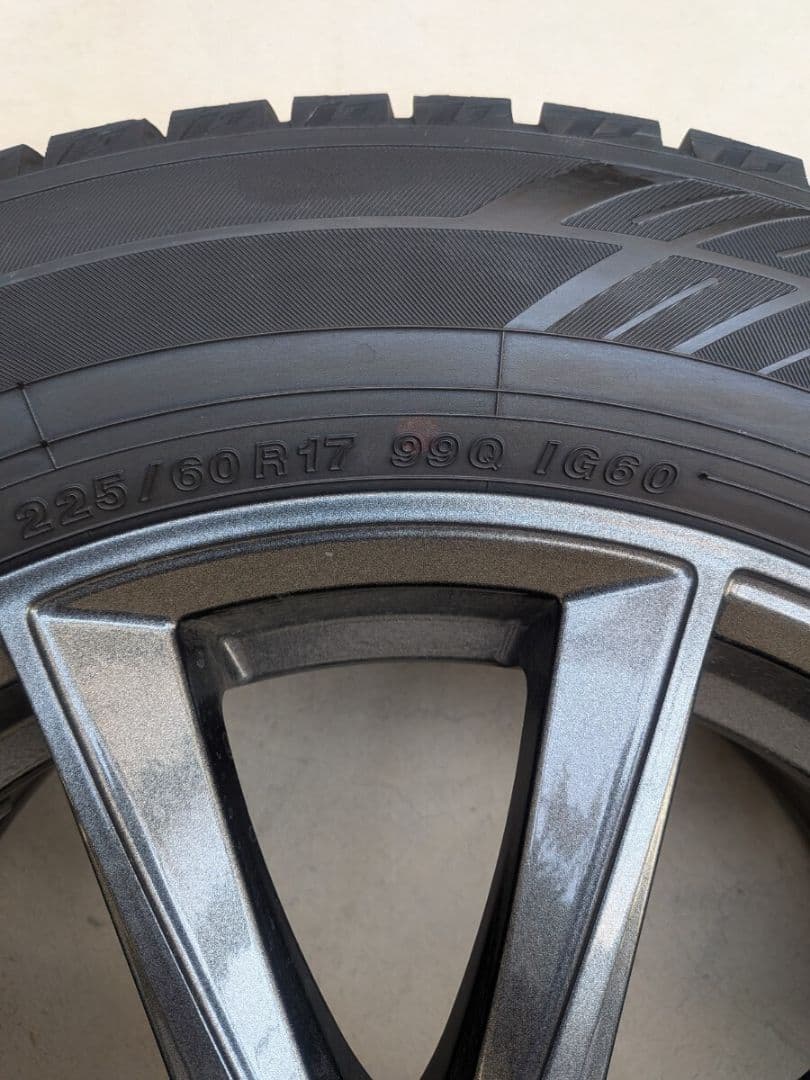 ヨコハマ 　225/60R17 タイヤ・ホイールセット