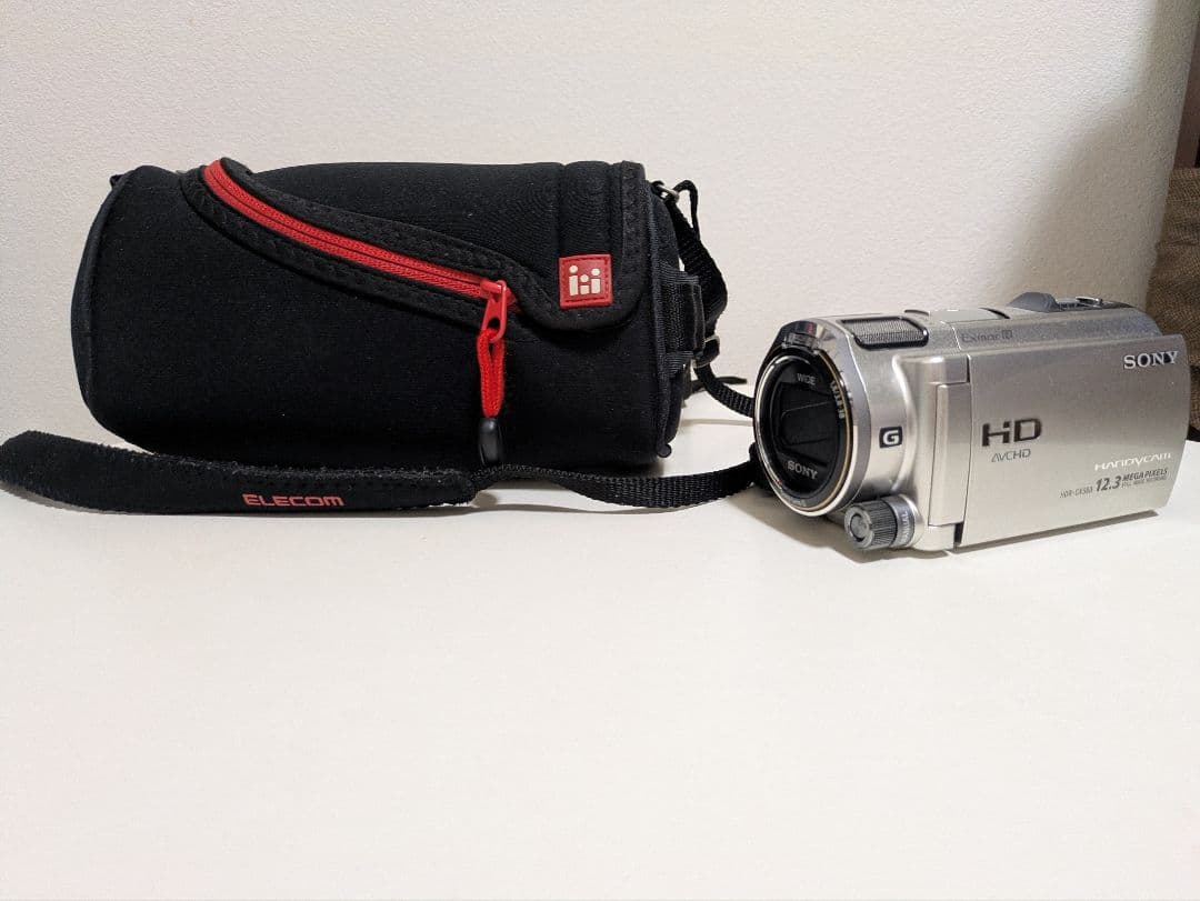ソニー ビデオカメラ HDR-CX560V ハンディカム　シャンパンシルバー