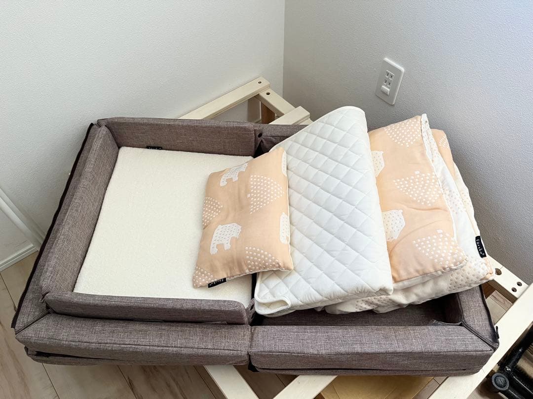 モノクロ 【美品・未使用】 ファルスカ コンパクトベッド Free