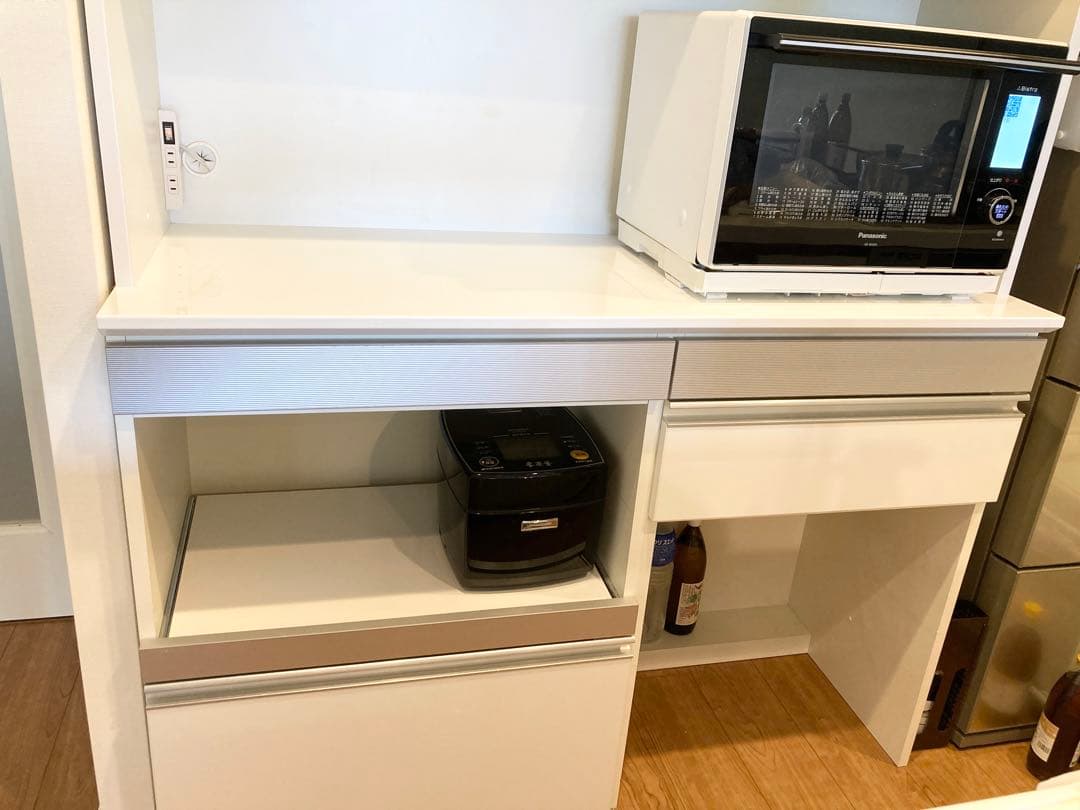 ACTAS ホワイト カップボード　3/16まで出品