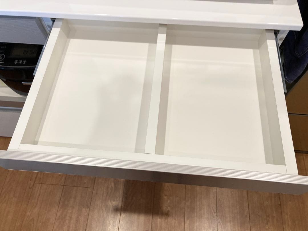 ACTAS ホワイト カップボード　3/16まで出品