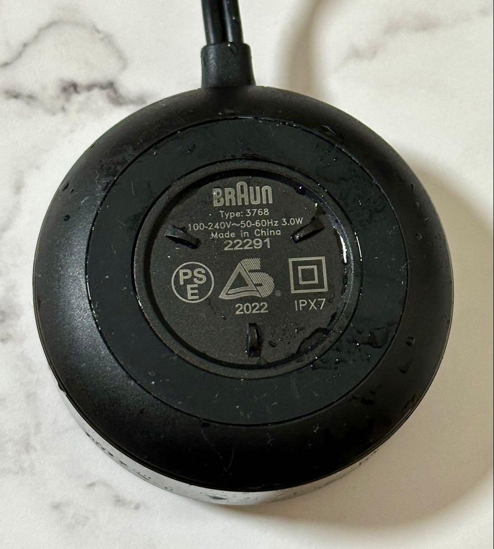 ま*ん様 【早い者勝ち】Oral-B iO 黒 本体＋充電台3768 動作良好