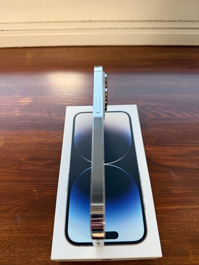 iPhone 14 Pro シルバー 256 GB SIMフリー