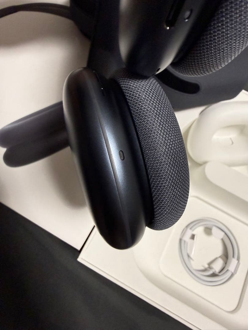 【美品】Apple Airpods Max USB C ミッドナイト未使用に近い