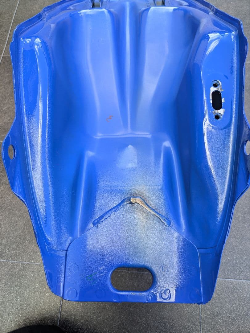 新品未使用　TZR125 タンク