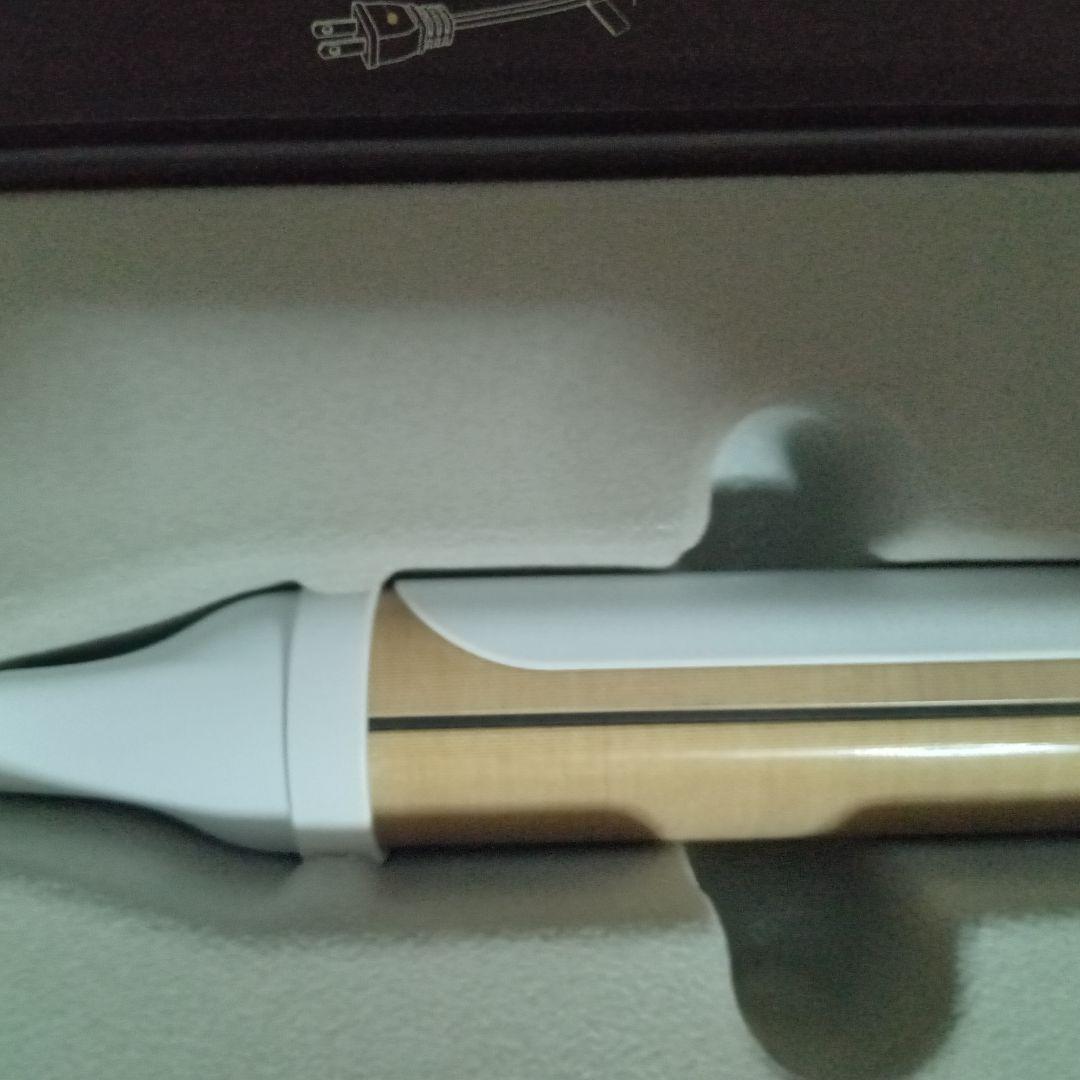 ☆新品未使用☆ 絹女 カールヘアアイロン 32mm　 KC032