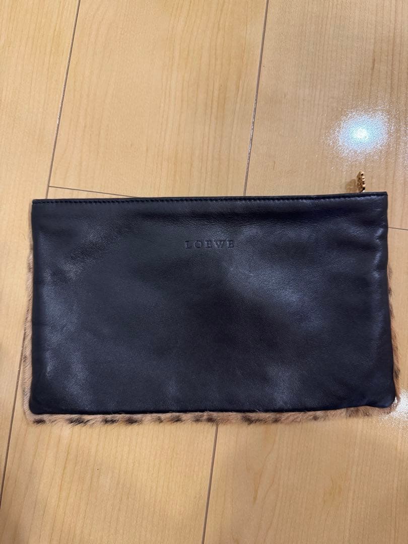 LOEWE ヒョウ柄 クラッチバッグ
