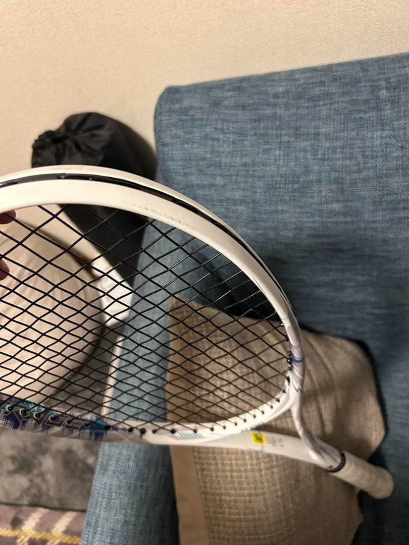 週末限定値下げ！！ソフトテニスヨネックスボルトレイジ5V