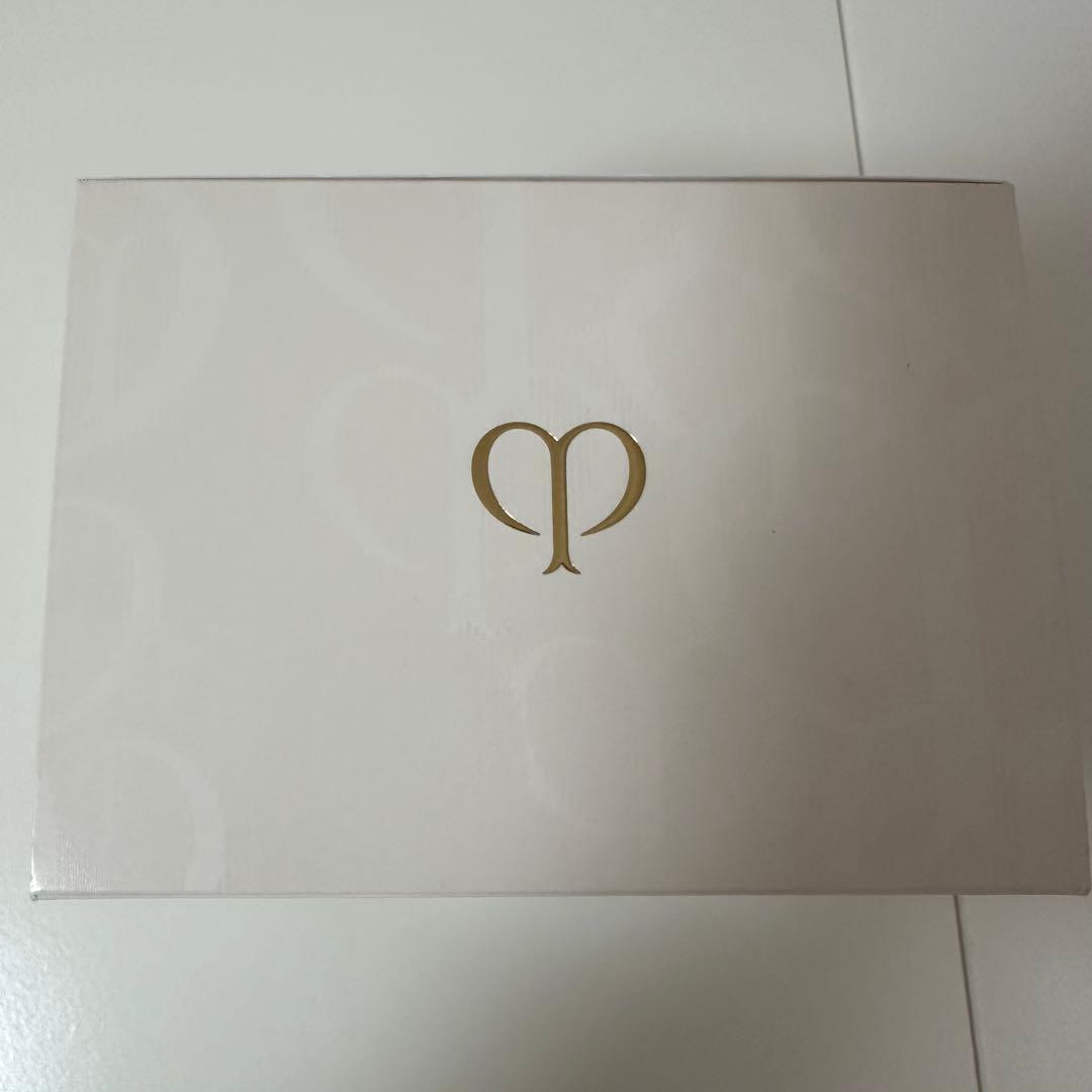 新品未使用クレ・ド・ポー ボーテ 化粧水 乳液2本コットンセット