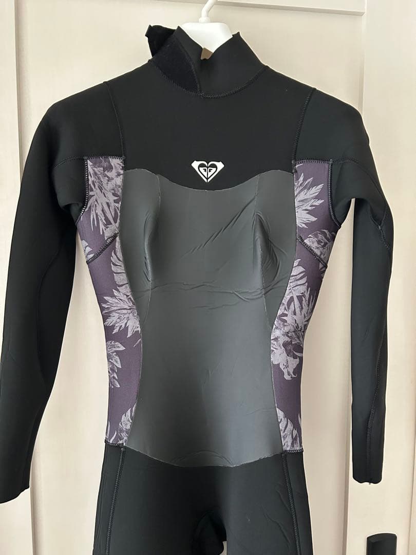 大幅値下げ!! ROXY ウェットスーツ　 M