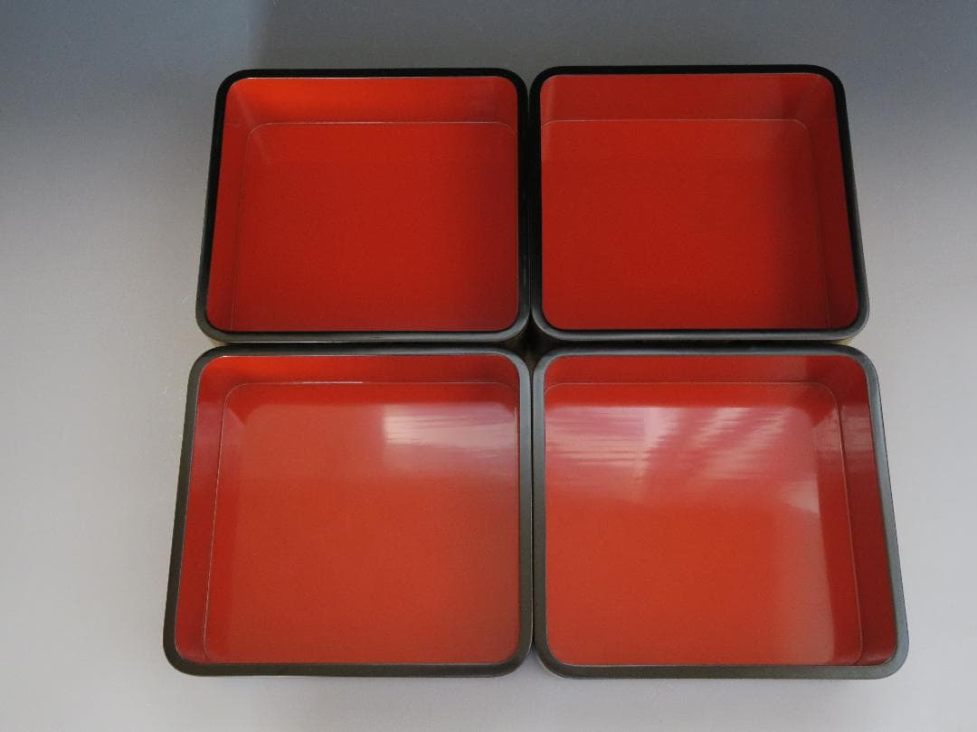 【輪島塗】極上総菊詰沈金 五段重箱 内朱塗 隅丸 蓋二枚 蓋横菊彫 天然木 共箱