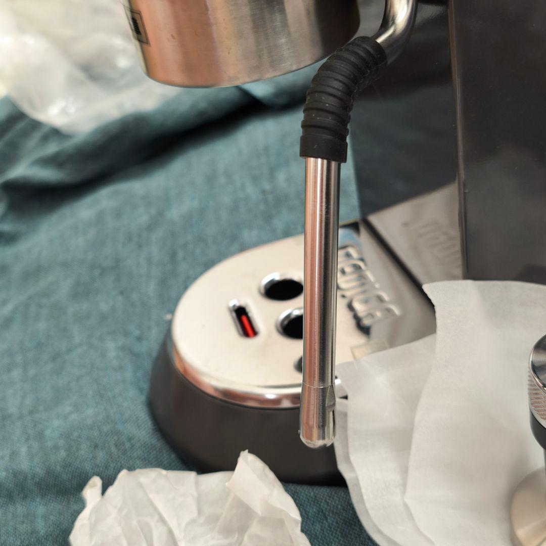 【美品】DeLonghi デディカ アルテ エスプレッソマシン EC885J