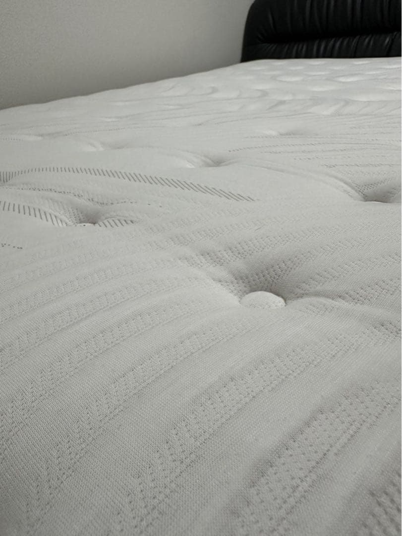 期間限定値下げ・ニトリのダブルマットレスとフレームのセット