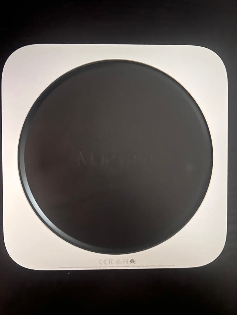 【極美品】Mac Mini m2 16GB 512GB マウス付き