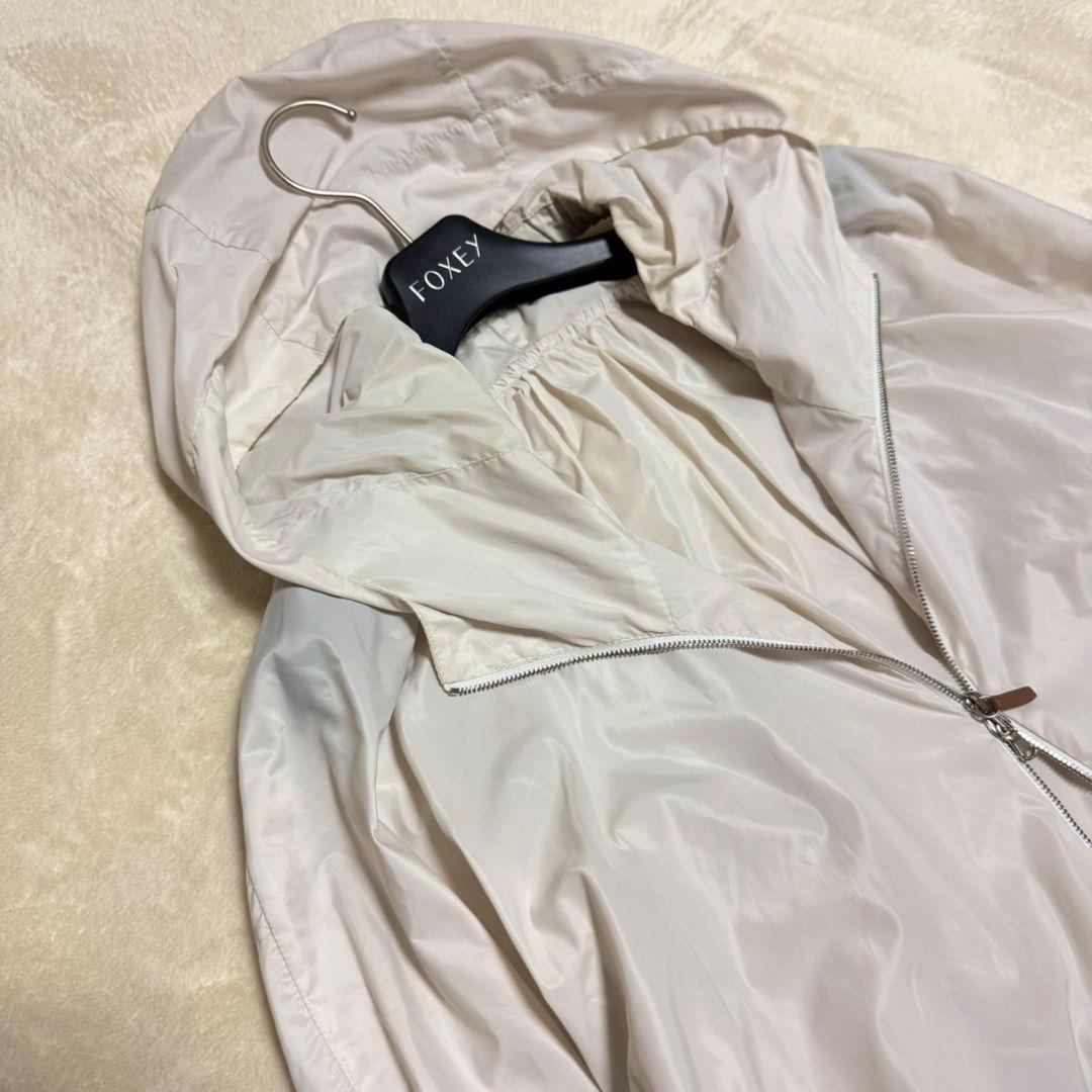 美品 ファビアフィリッピ 近年モデル モニーレ ナイロンパーカー フード