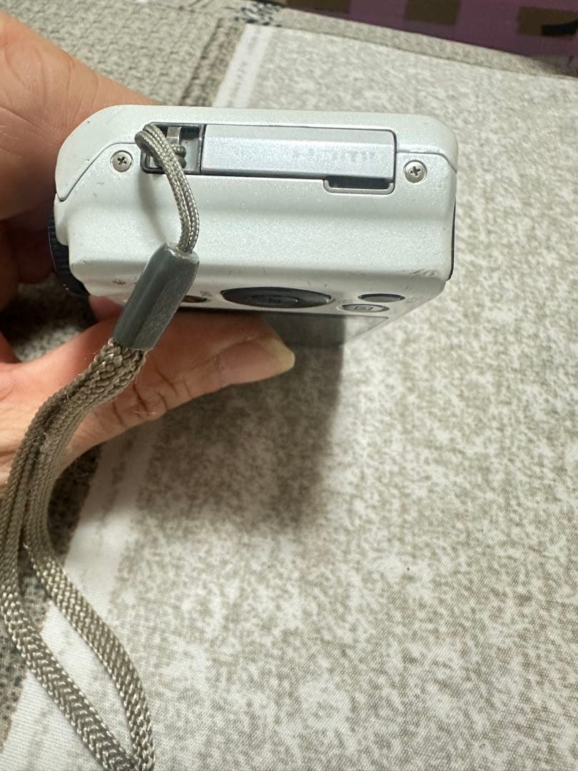 CASIO EXILIM EX-ZR200 コンデジ