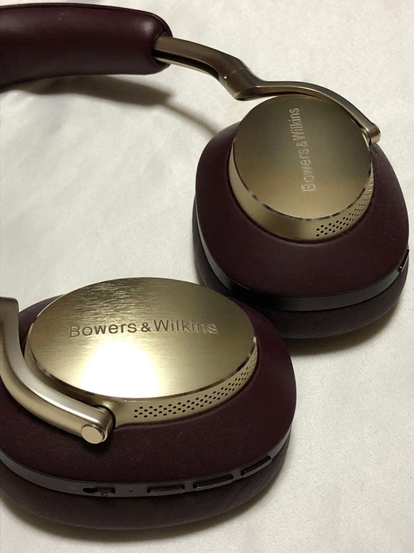 Bowers & Wilkins Px8 ワイヤレスヘッドフォン