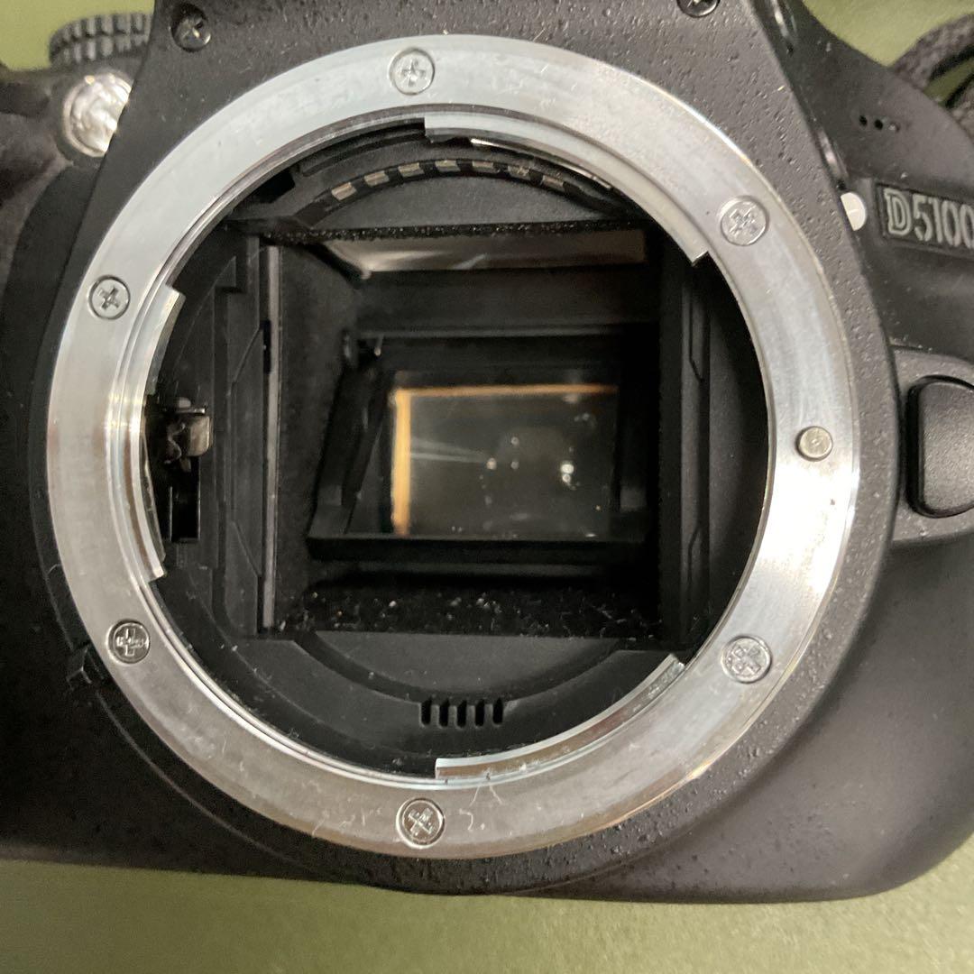 Y539 Nikon D5100 デジタル一眼レフ　カメラ&レンズセット