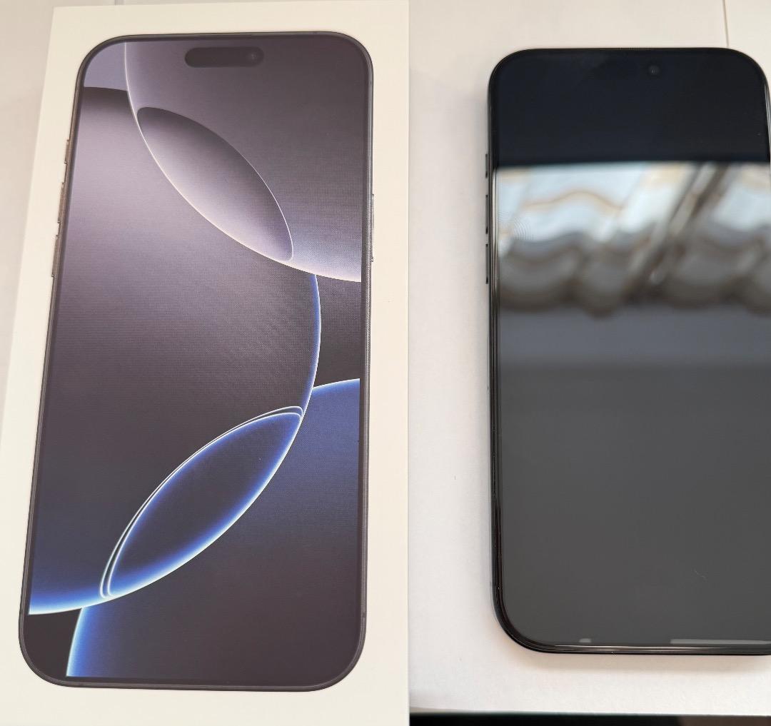 【美品】iPhone 16 Pro Max 256GB SIMフリー