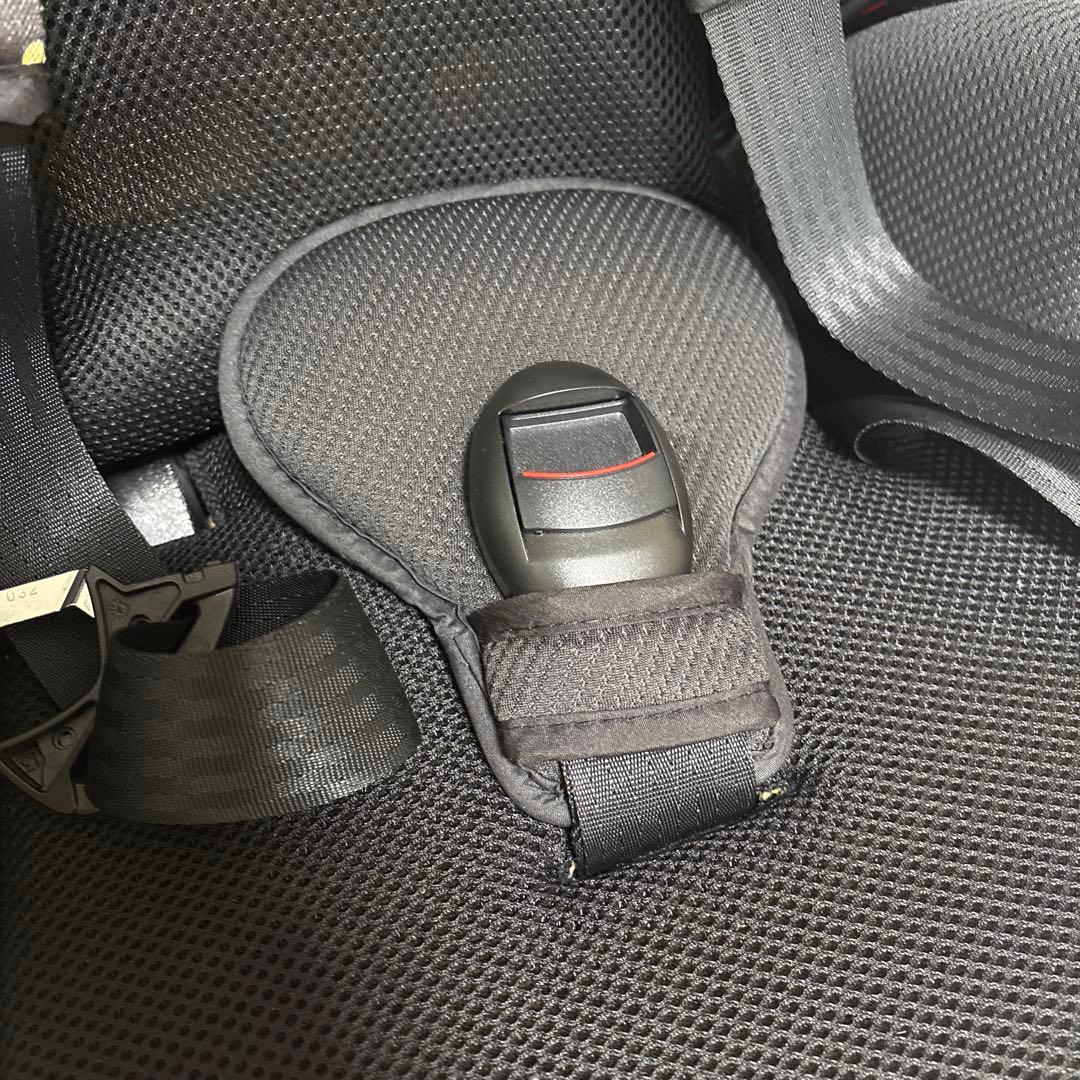 GRACO ドット柄 ブラック チャイルドシート