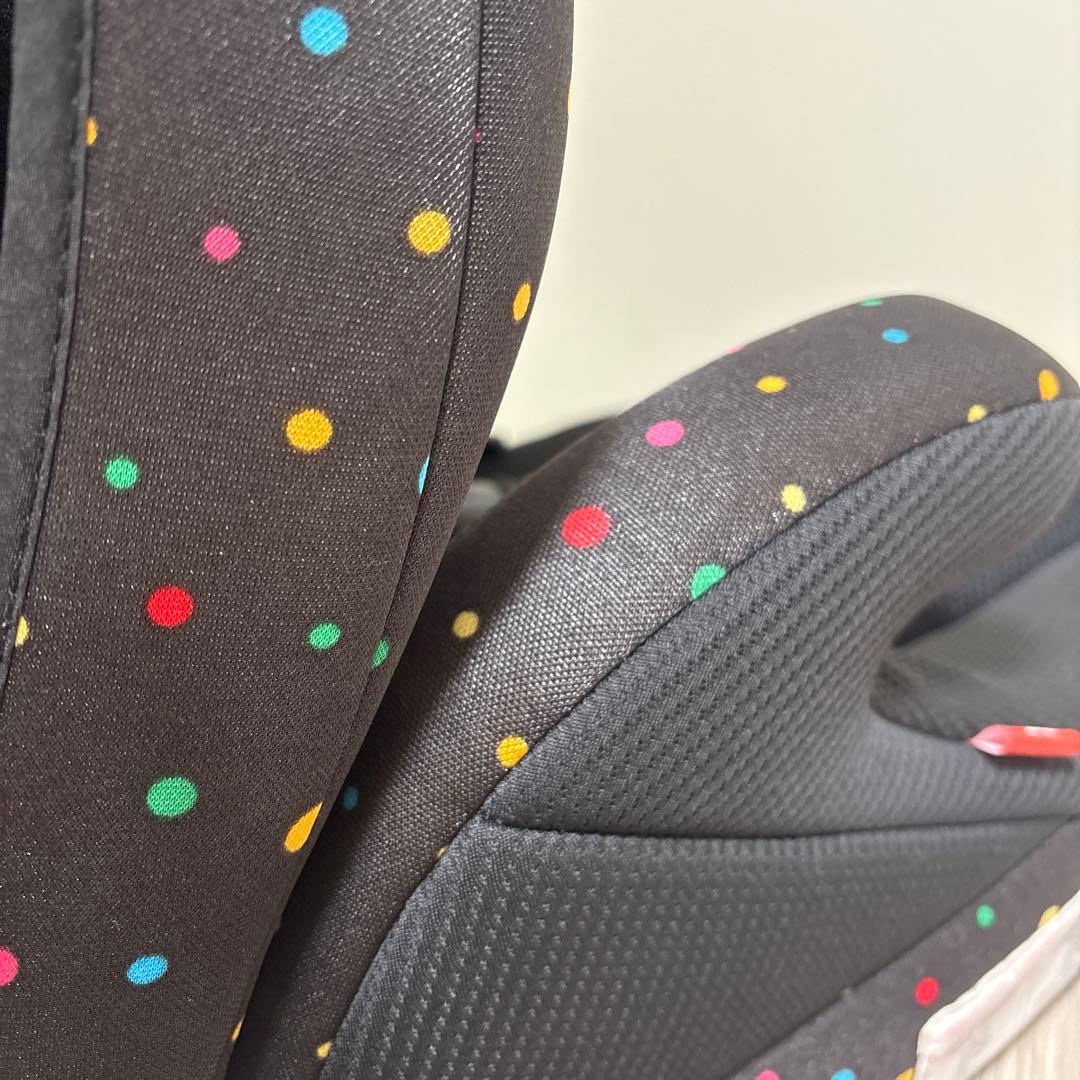 GRACO ドット柄 ブラック チャイルドシート