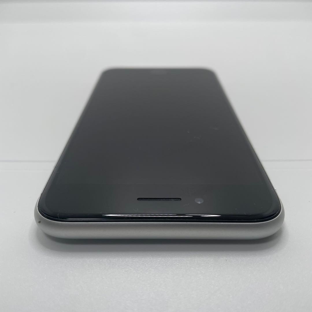 【格安美品】iPhone SE2 64GB simフリー本体 313