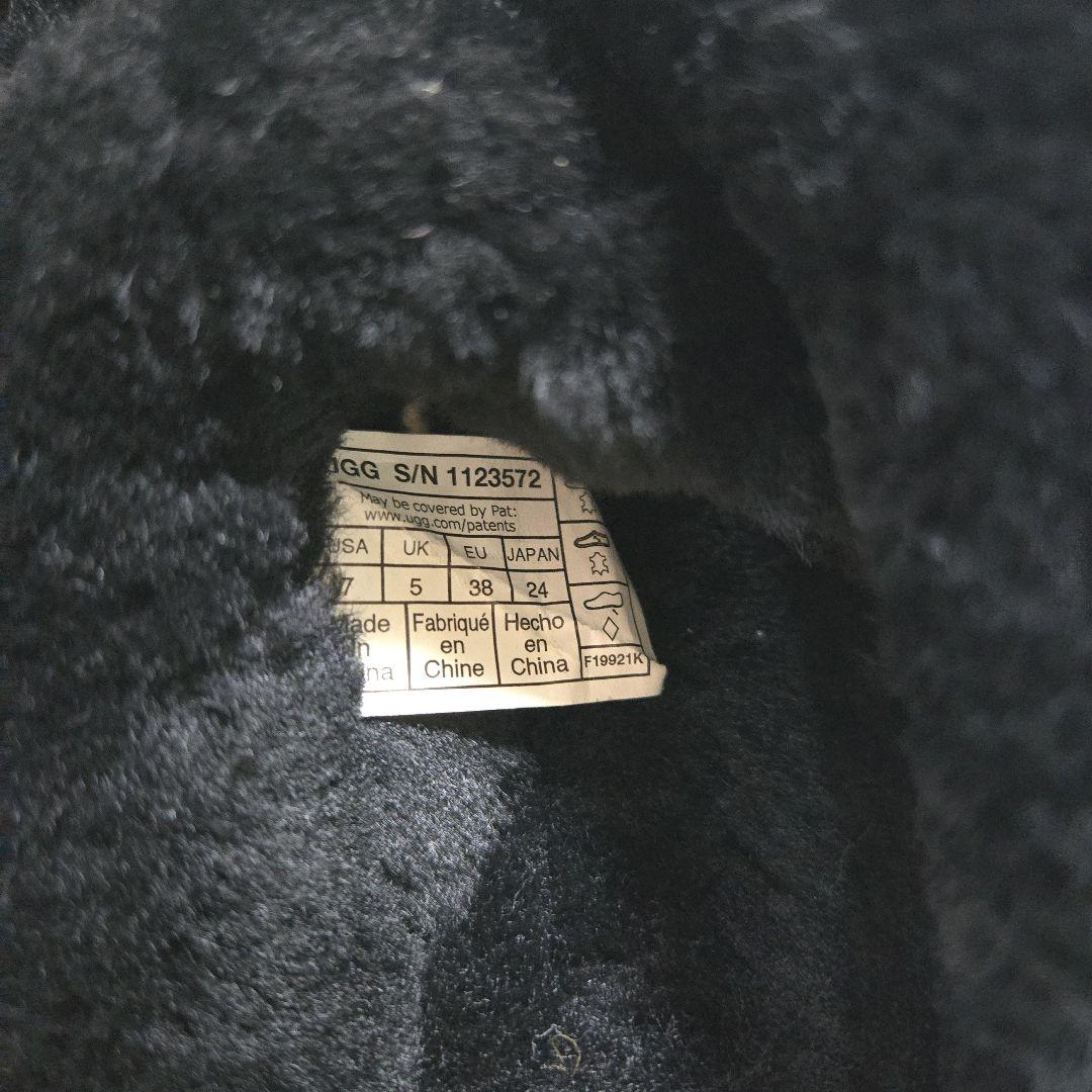 完売品 アグ UGG ファー サンダル スカッフィータ 24cm シューズ 黒