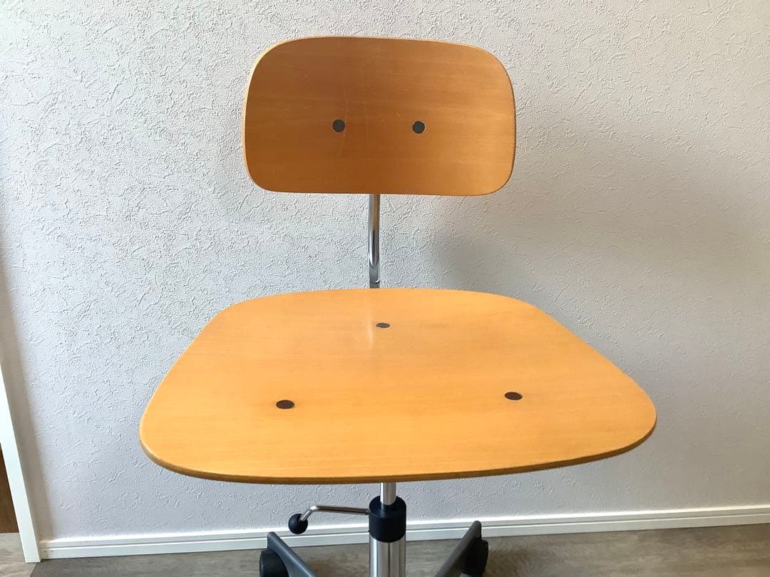 Fritz Hansen KEVI ケヴィチェア 木目調 キャスター付 中古品
