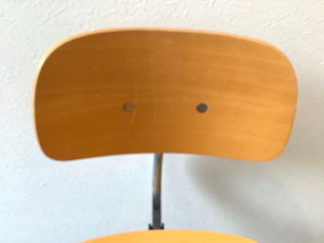 Fritz Hansen KEVI ケヴィチェア 木目調 キャスター付 中古品