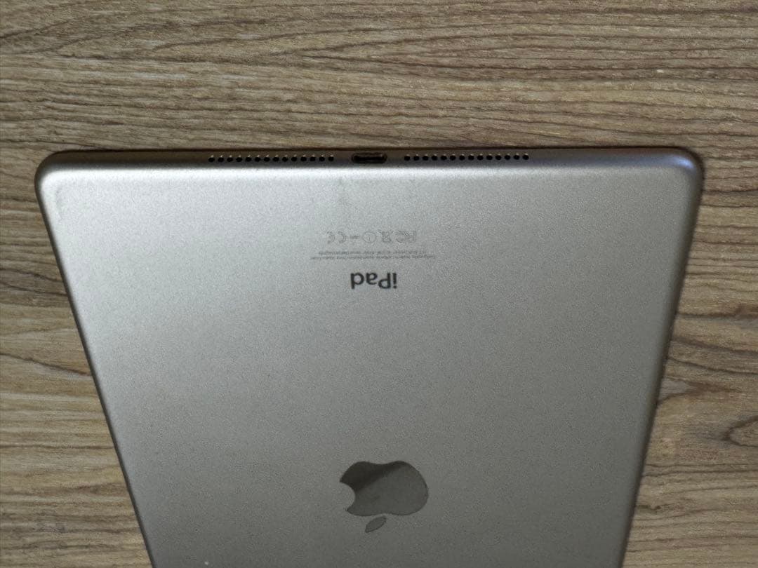 iPad本体 iPad Air2 64GB