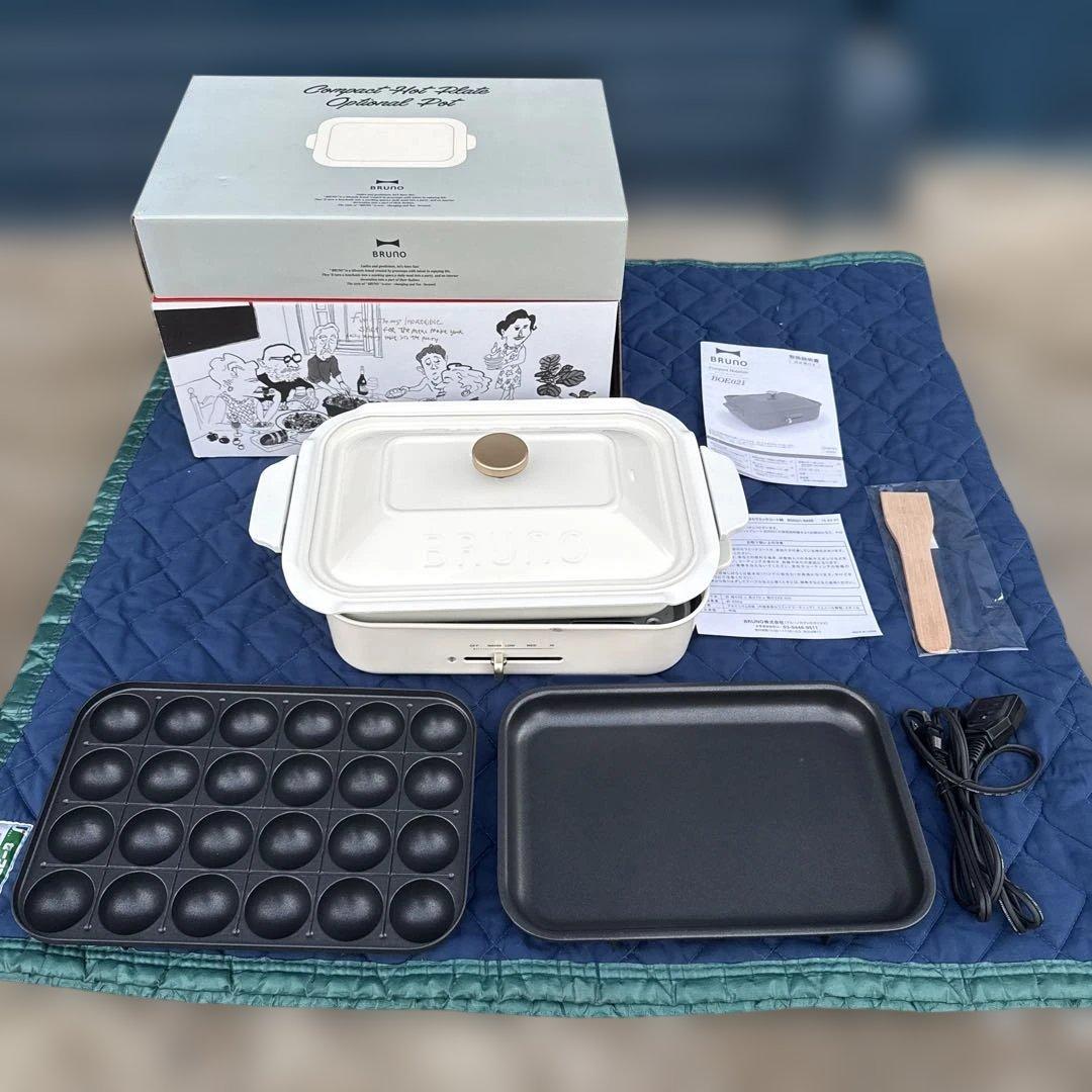 オシャレBRUNO ホットプレート 未使用たこ焼き、鉄板、人気のお鍋用プレート付