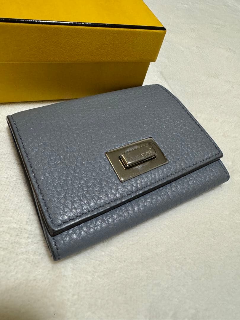 FENDI ピーカブー 名刺入れ 名刺ケース