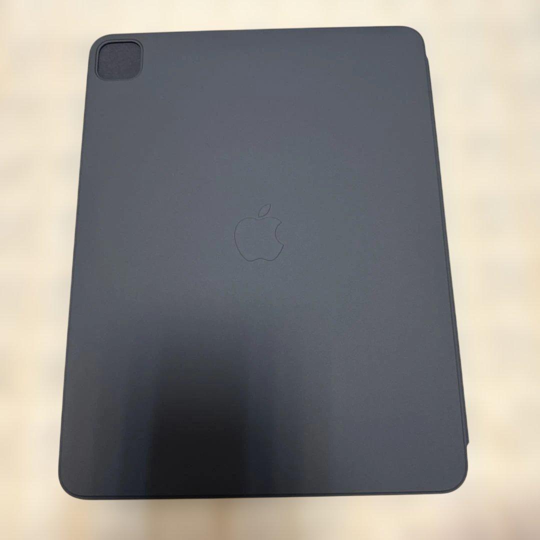 iPad 13インチ　M4用　スマートフォリオ　ほぼ新品