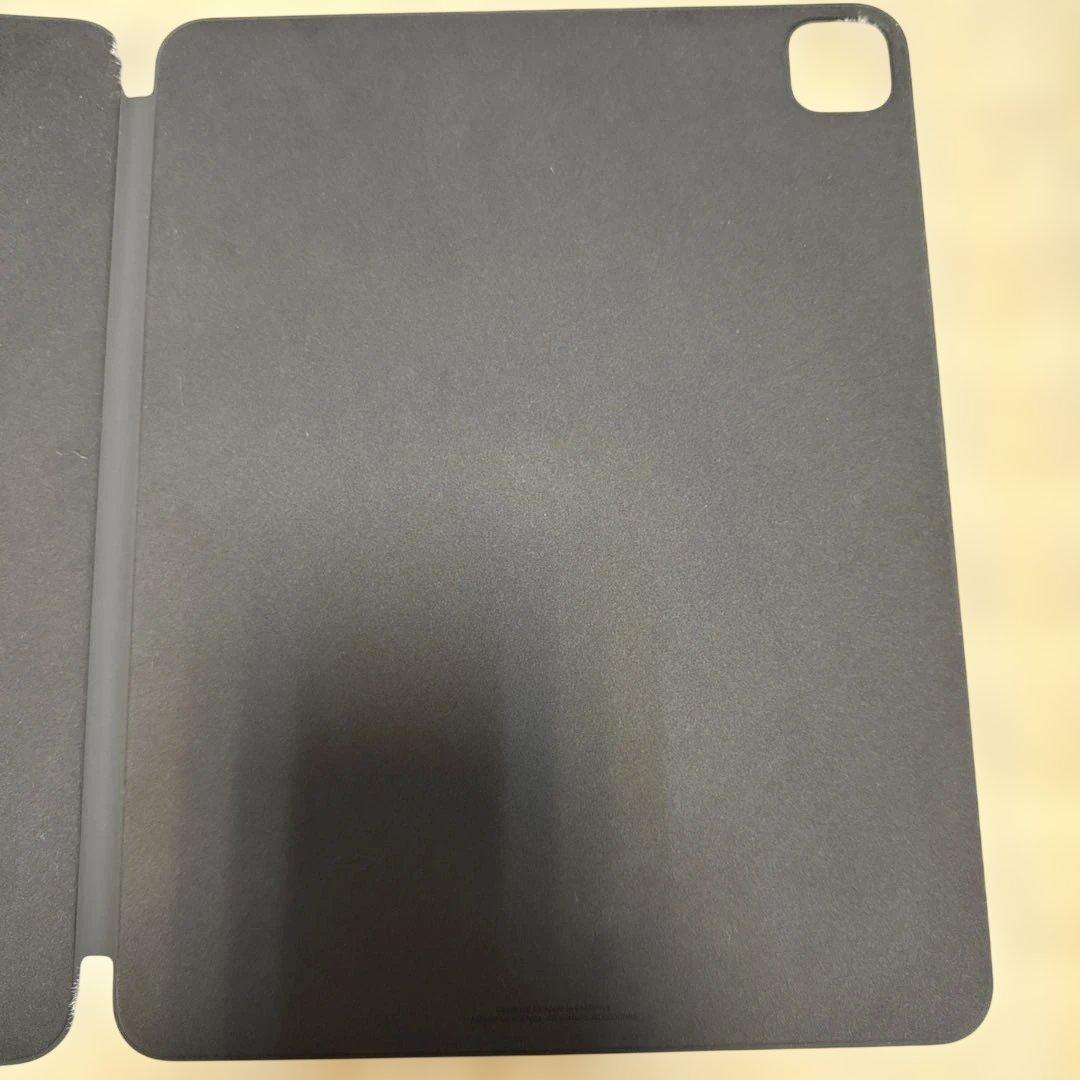 iPad 13インチ　M4用　スマートフォリオ　ほぼ新品