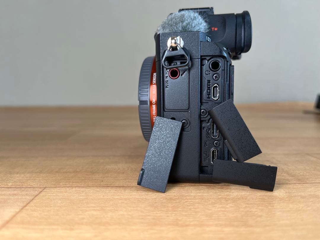 SONY α7 III (ILCE-7M3) シャッター数1292回 おまけ付