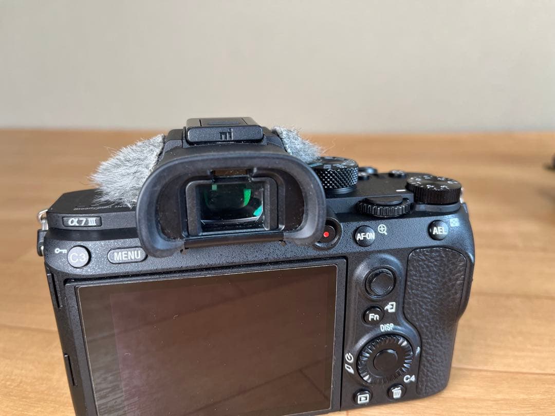 SONY α7 III (ILCE-7M3) シャッター数1292回 おまけ付