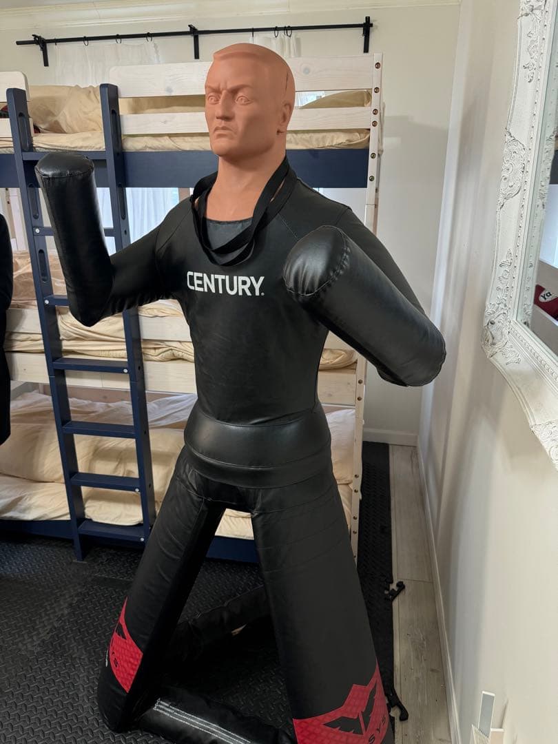 人型サンドバッグ　CENTURY