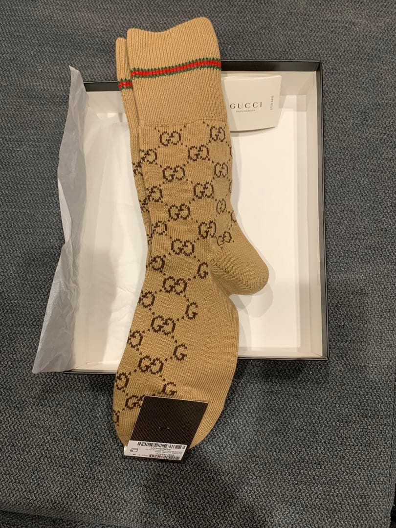 レモンGUCCI GGロゴ ベージュソックス M