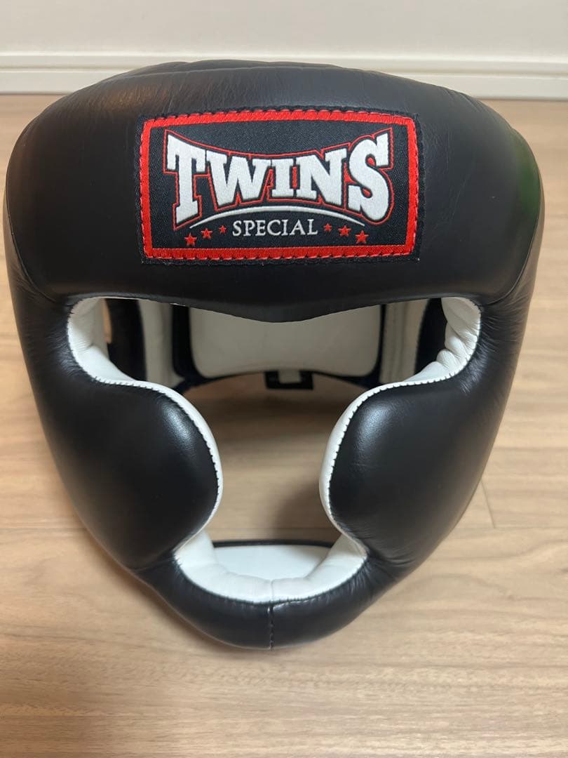 TWINS SPECIAL ボクシング ヘッドギア Mサイズ