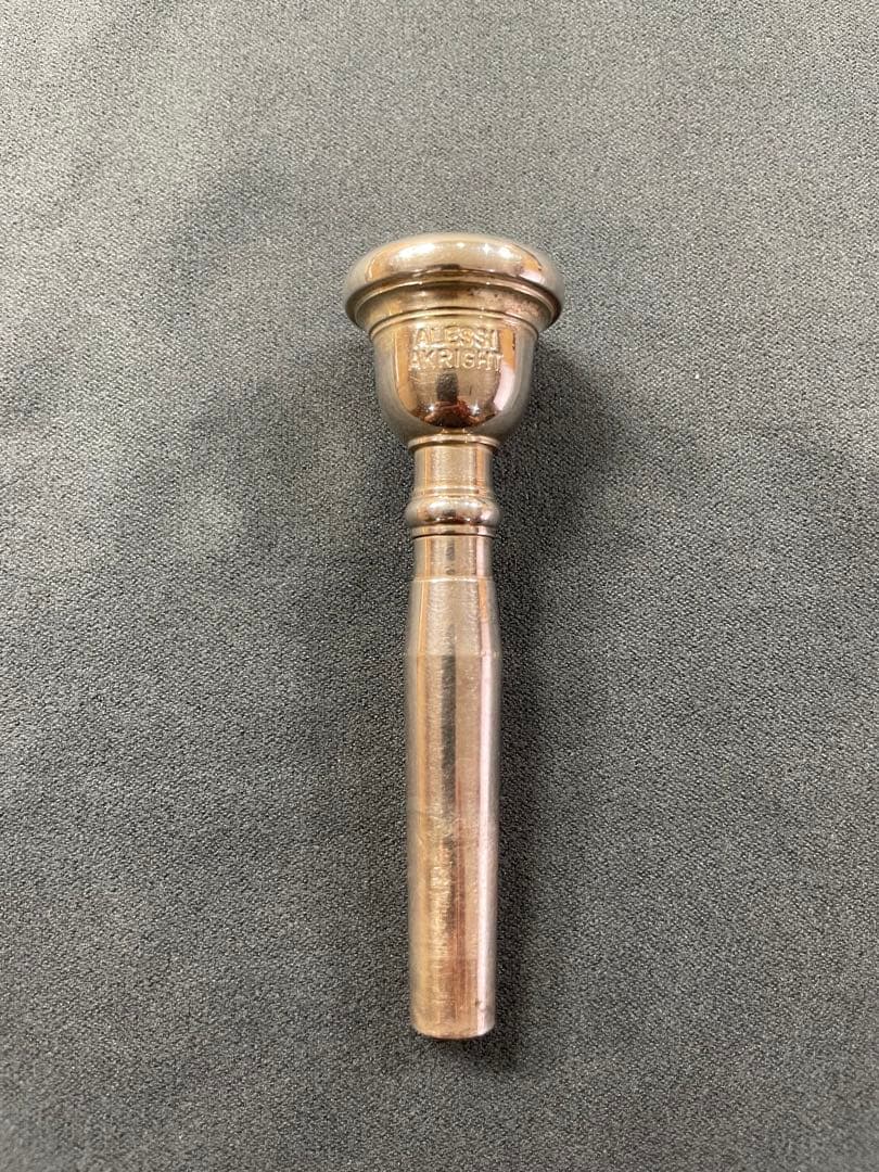 管楽器・吹奏楽器 ALESSI AKRIGHT 5