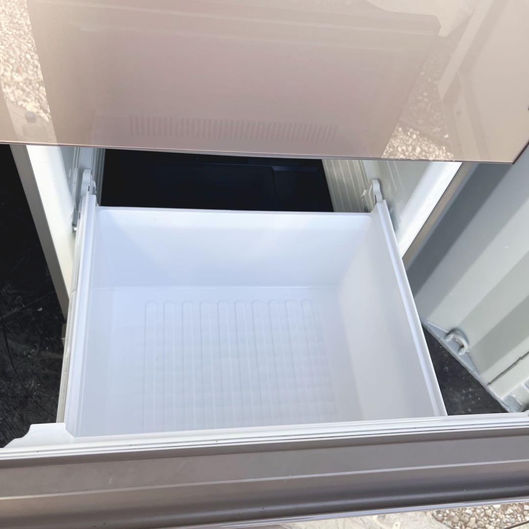 77取付無料！SHARPプラズマクラスター搭載メタリックブラウン3ドア冷蔵庫！