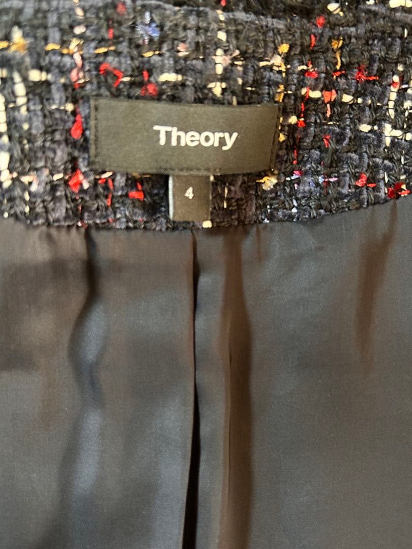 サ*ン様 Theory ノーカラージャケット サイズ11号＝Lサイズ。