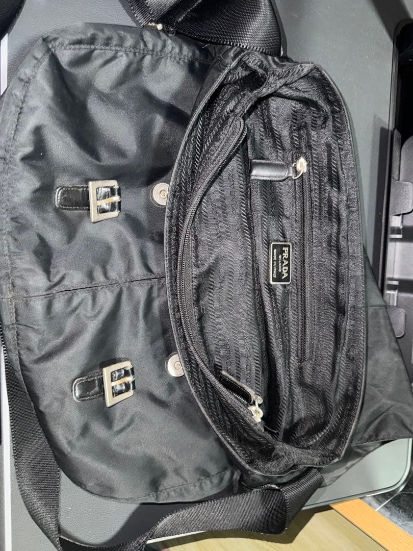 PRADA ショルダーバッグ