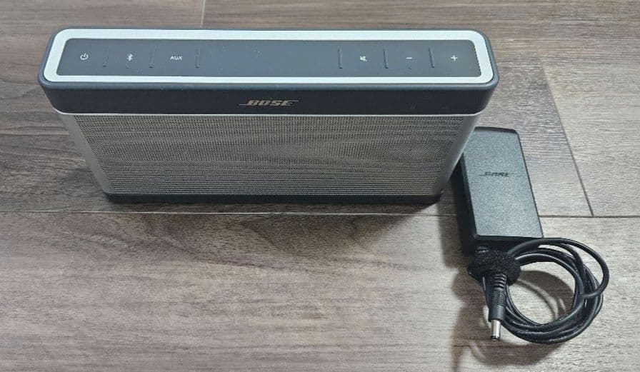 スピーカー・ウーファー BOSE SoundLink Bluetooth speaker III