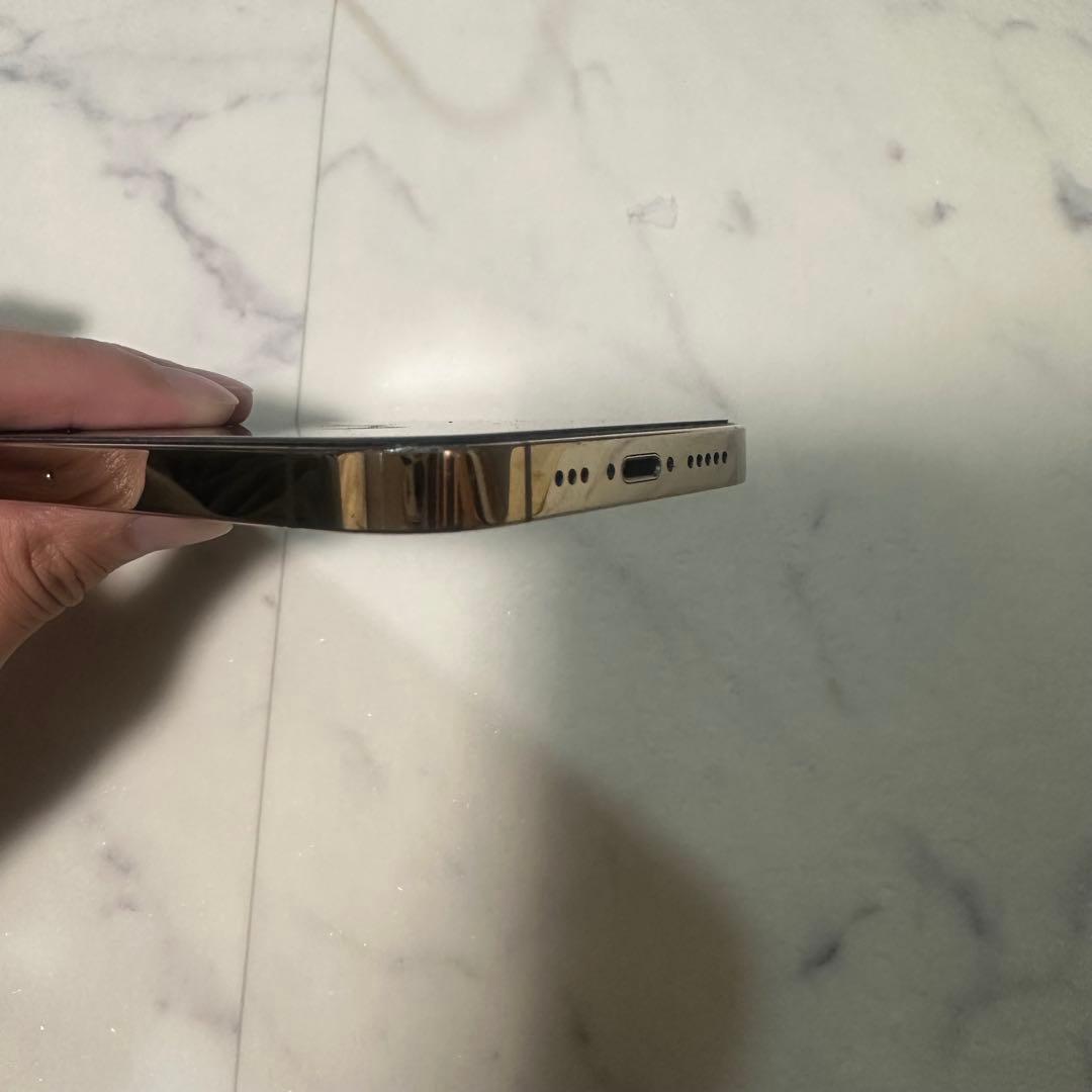 【バッテリー98%】 iPhone 13 Pro 512GB ゴールド本体