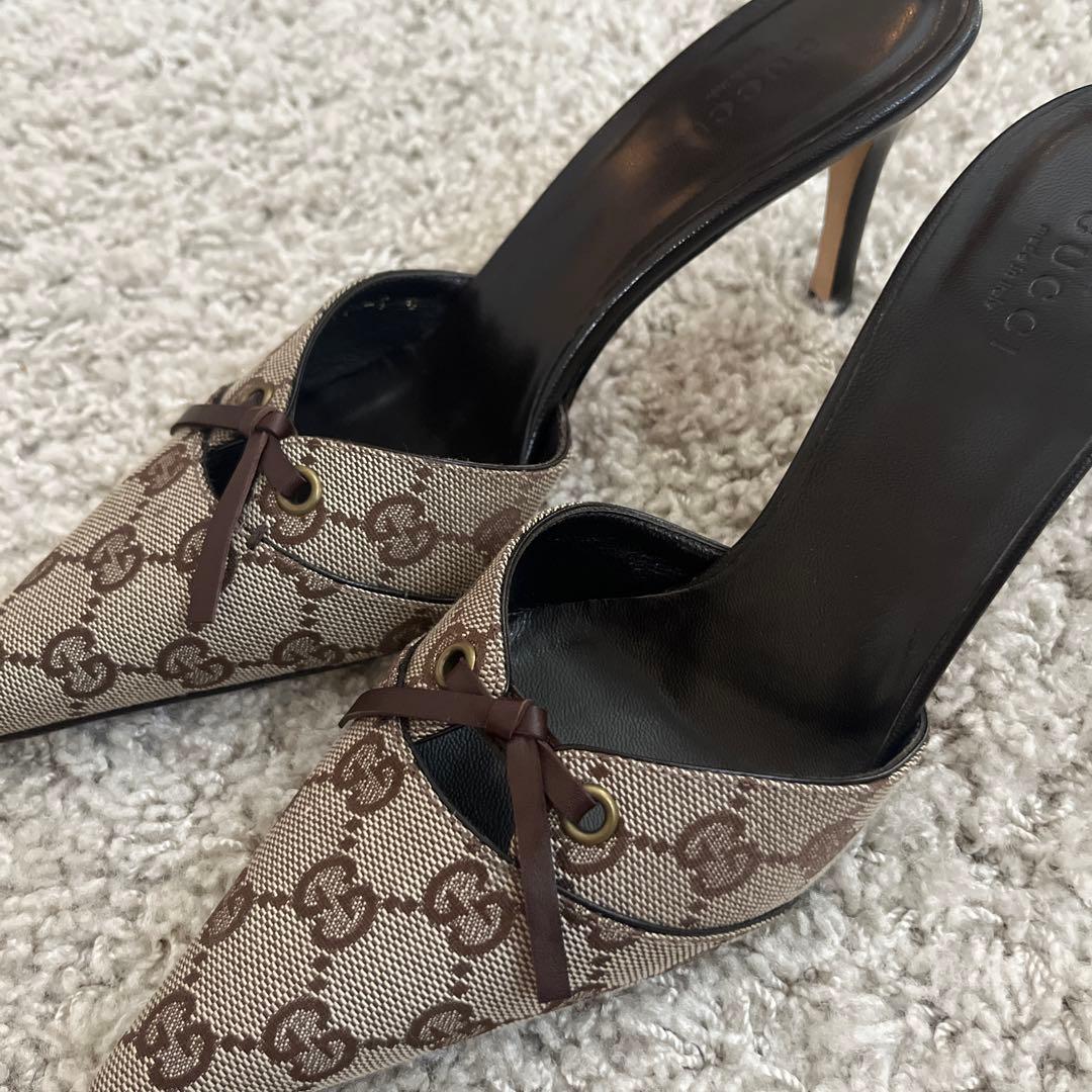 GUCCI ポインテッドトゥミュール ブラウン/ベージュ