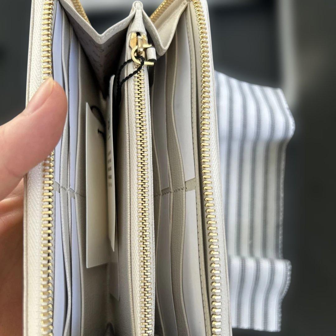 anya hindmarch スマイル　長財布